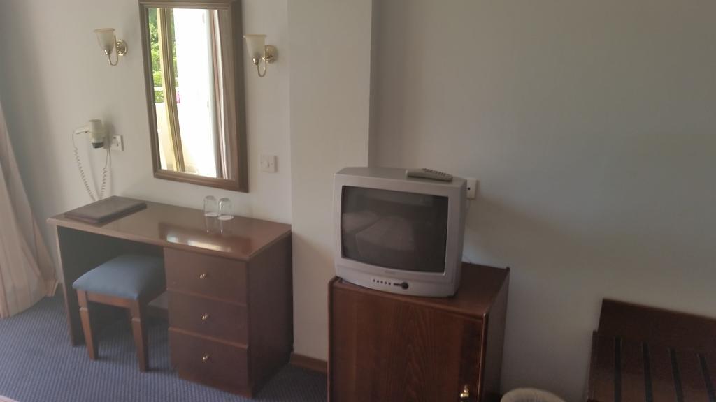 Crown Resorts Henipa Larnaca Zewnętrze zdjęcie