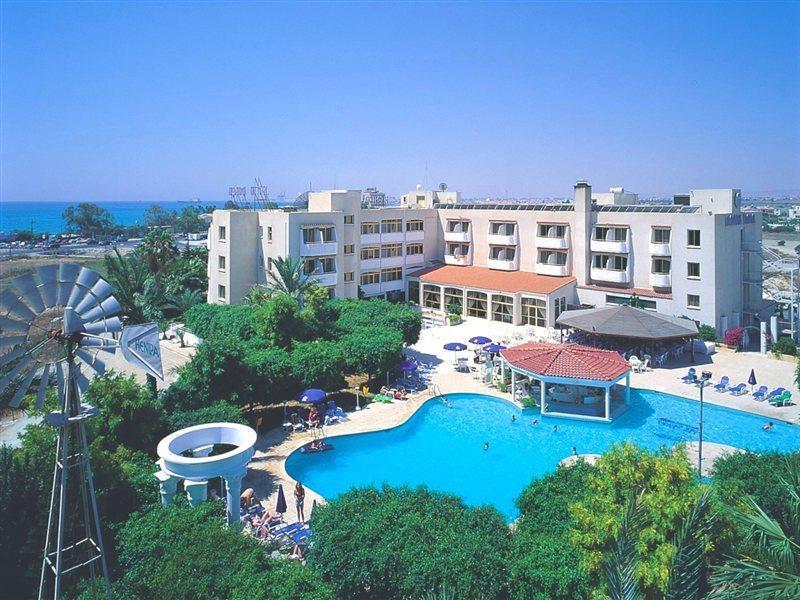 Crown Resorts Henipa Larnaca Zewnętrze zdjęcie
