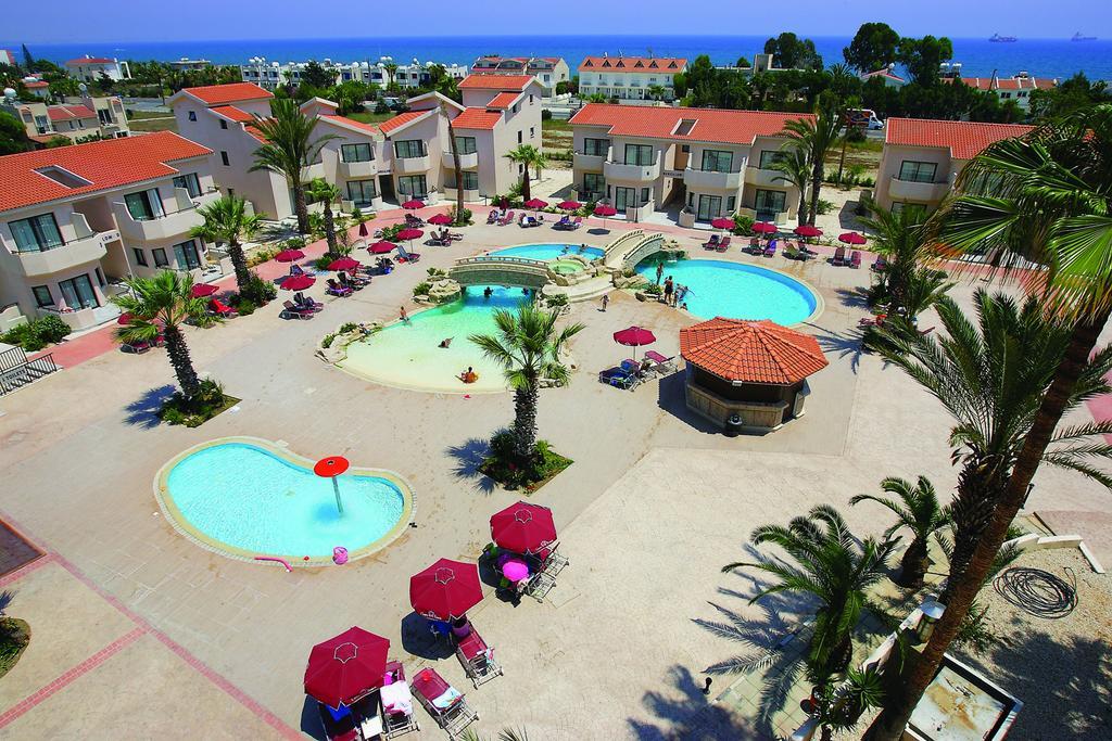 Crown Resorts Henipa Larnaca Zewnętrze zdjęcie