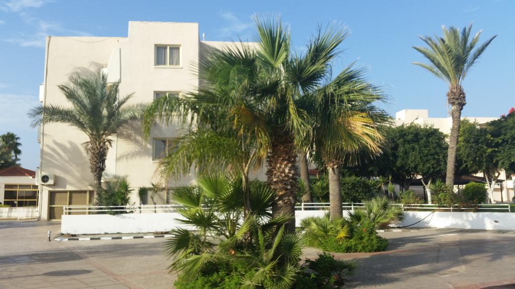 Crown Resorts Henipa Larnaca Zewnętrze zdjęcie